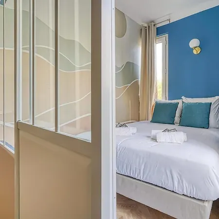 Beautiful 2 Air-conditioned Bedrooms
