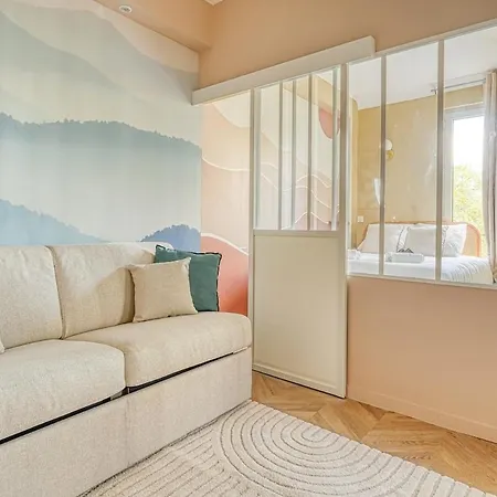 Apartament Beautiful 2 Air-conditioned Bedrooms *