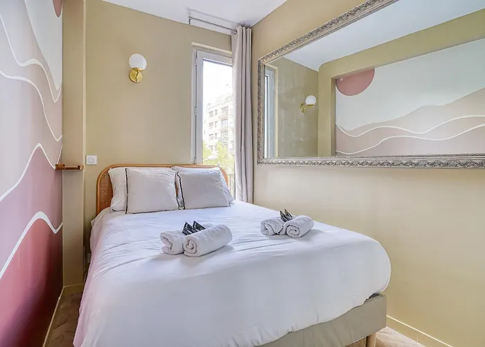 דירה Beautiful 2 Air-conditioned Bedrooms פריז