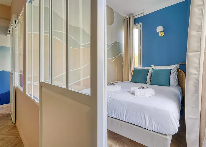Beautiful 2 Air-conditioned Bedrooms